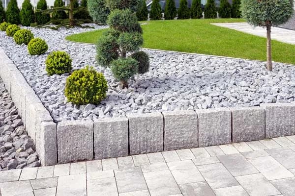 Jakie kruszywo pod kostkę? Odkryj najlepsze materiały do podbudowy