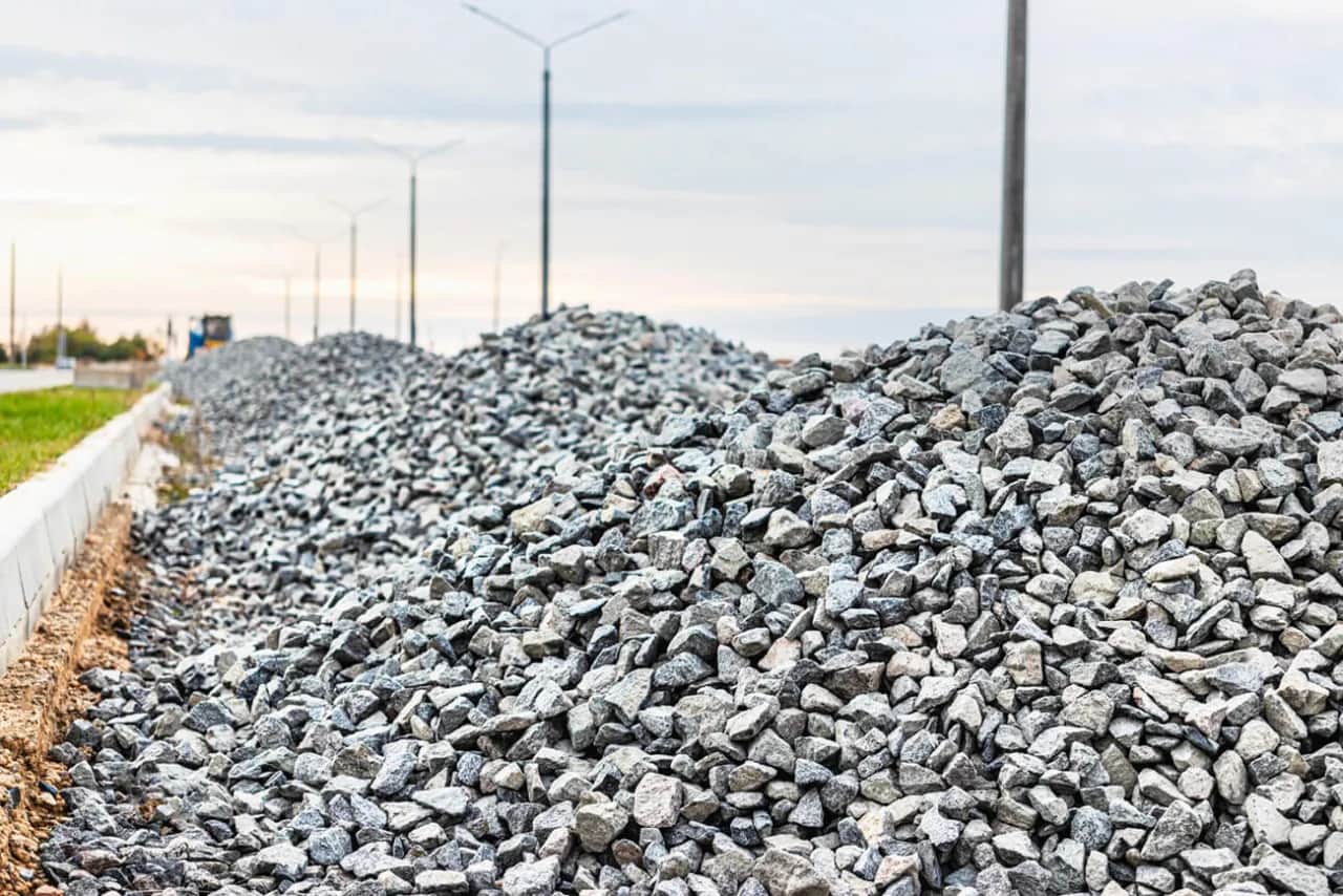 Jakie kruszywo do betonu B25 wybrać, aby uniknąć błędów?