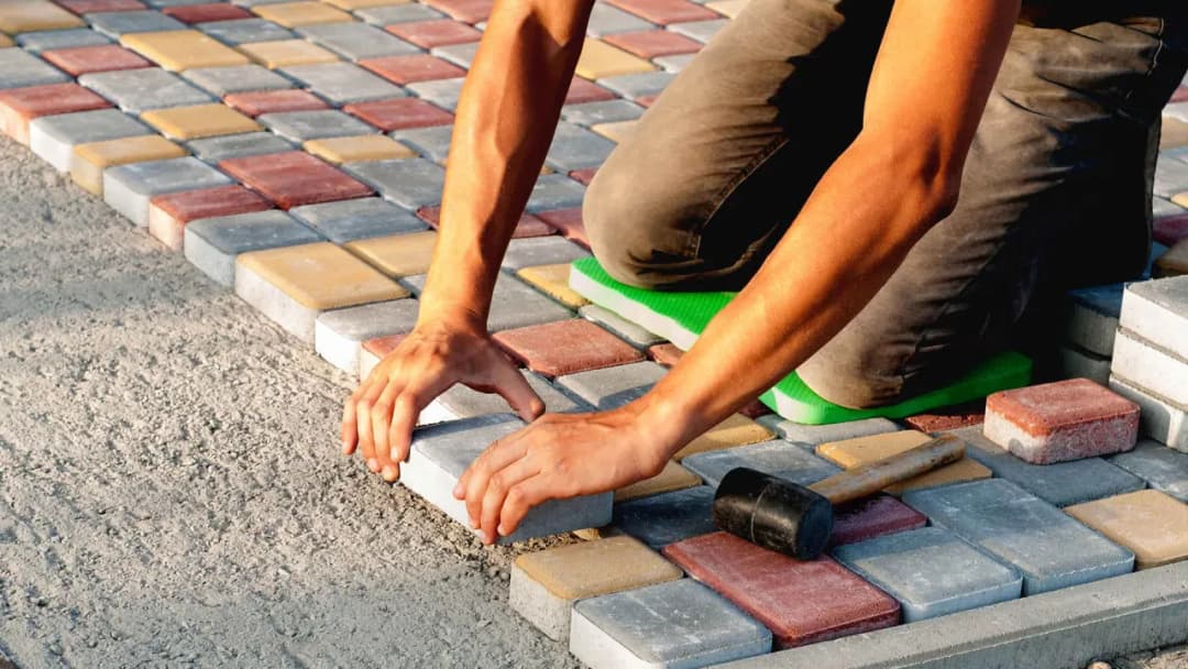 Czy można mieszać cement z ziemią? Poznaj zalety i ograniczenia