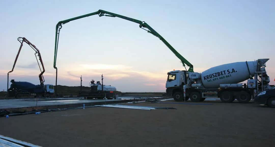 Ile kosztuje betoniarka betonu? Ceny i modele, które warto znać