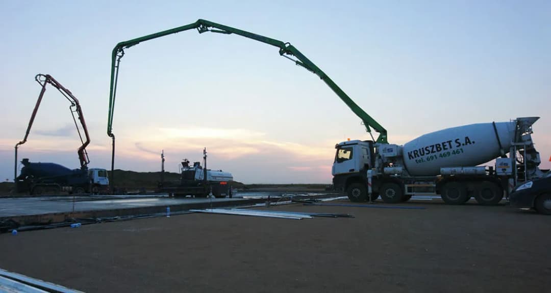 Ile kosztuje betoniarka betonu? Ceny i modele, które warto znać