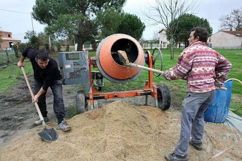 Ile taczek z betoniarki 150 - ile betonu możesz stracić na budowie?