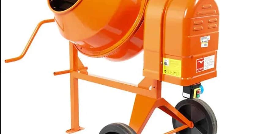 Jaka betoniarka do budowy domu – uniknij kosztownych błędów