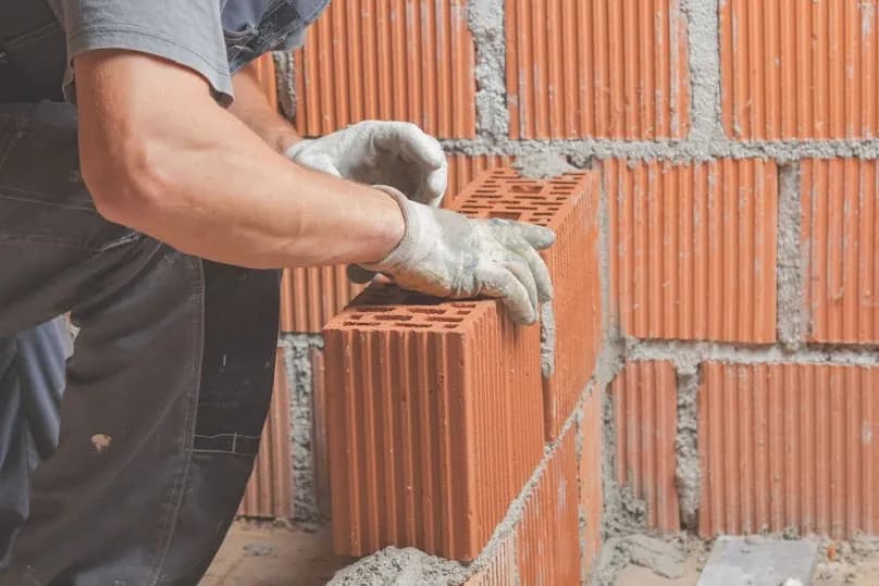 Jaką zaprawę do pustaków ceramicznych wybrać, by uniknąć błędów? Jaką zaprawę do pustaków ceramicznych wybrać, by uniknąć błędów?